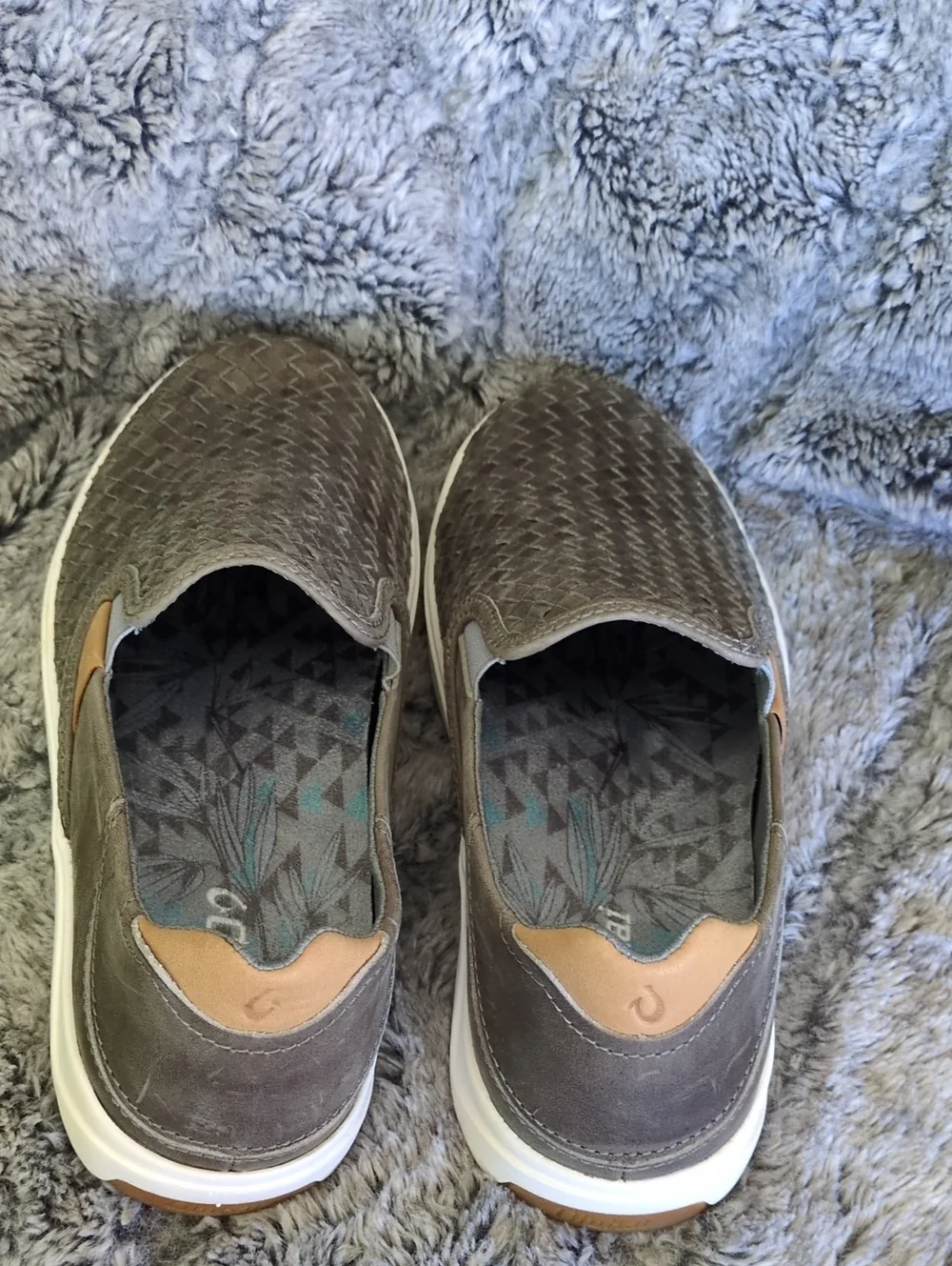 Olukai Men's Lae'ahi Lauhala Slip-On Woven Leather Men's Sneakers in Ash Sz 9.5